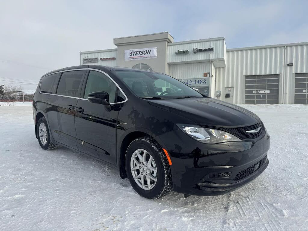 2025 Chrysler Grand Caravan SXT FWD