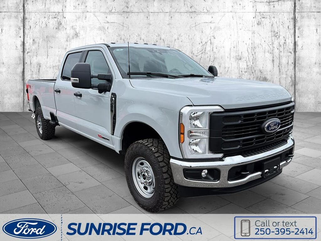 2025 Ford F-250 Super Duty XL Crew Cab 4WD