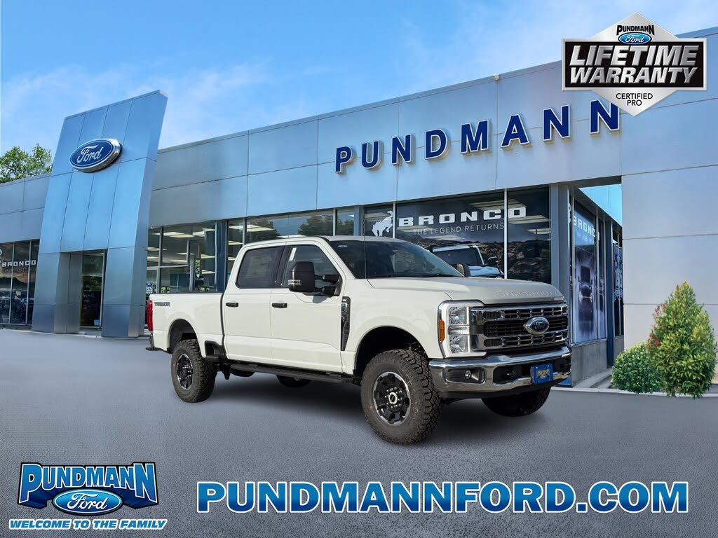 2026 Ford F-250 Super Duty XLT Crew Cab 4WD