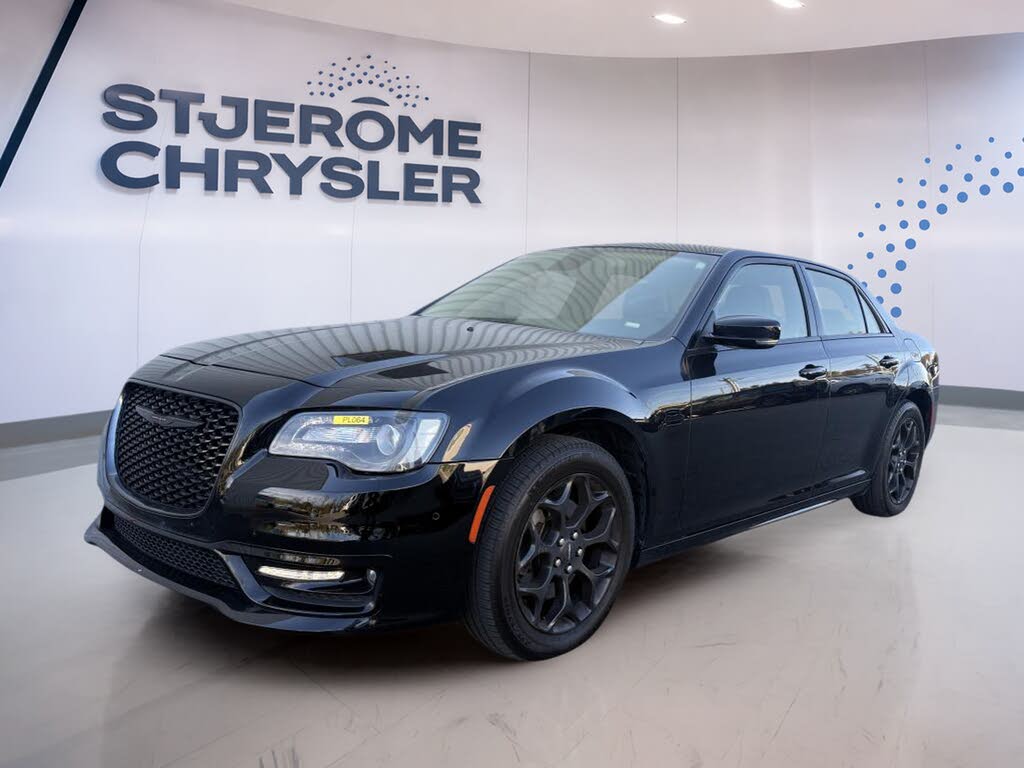 2022 Chrysler 300 Touring L AWD