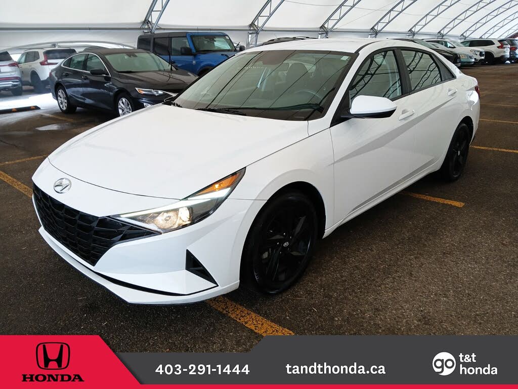 2023 Hyundai Elantra Preferred FWD