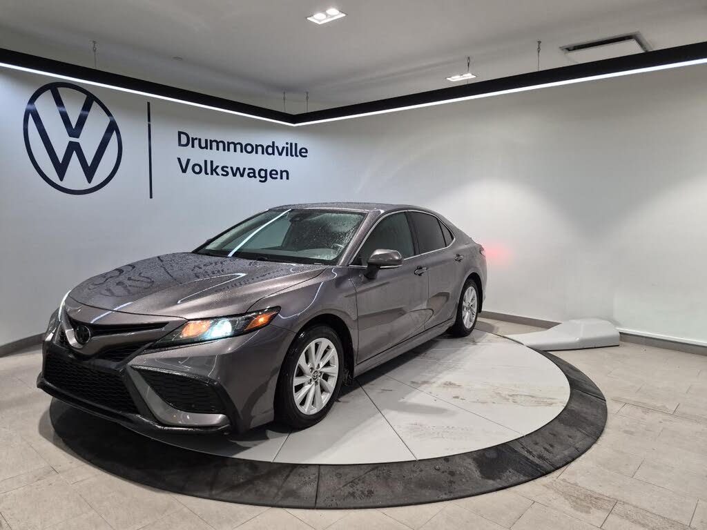 2023 Toyota Camry SE FWD