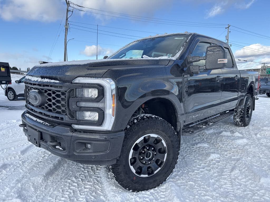 2026 Ford F-250 Super Duty Lariat Crew Cab 4WD