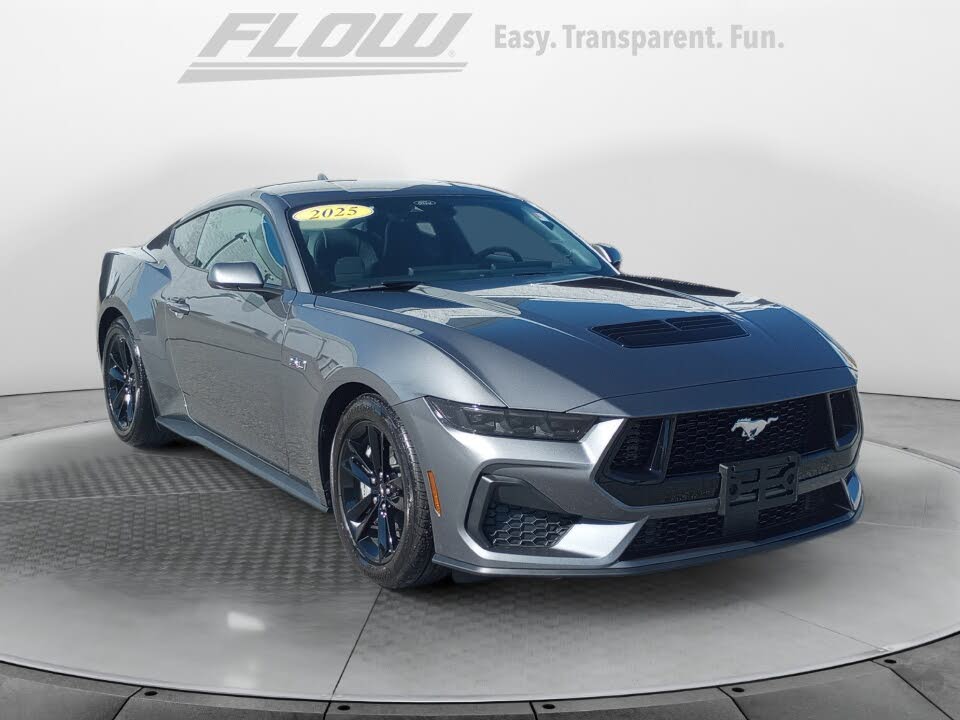 2025 Ford Mustang GT Fastback RWD