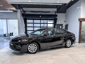 Toyota Camry SE FWD