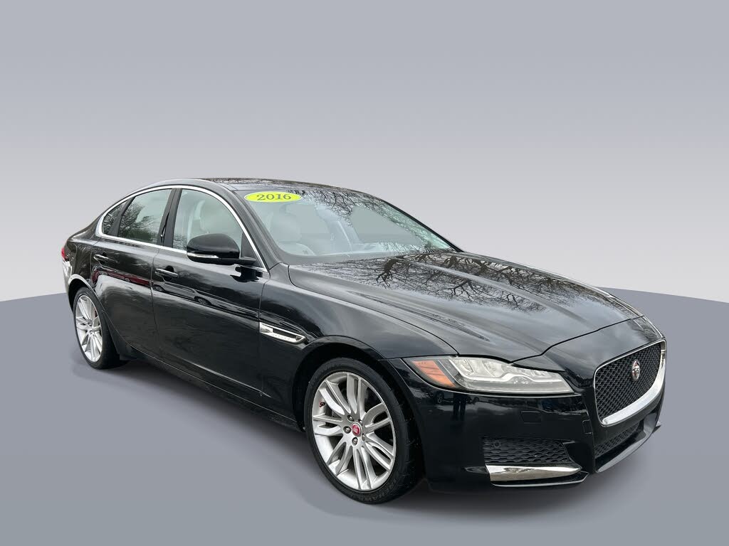 2016 Jaguar XF 35t Prestige RWD