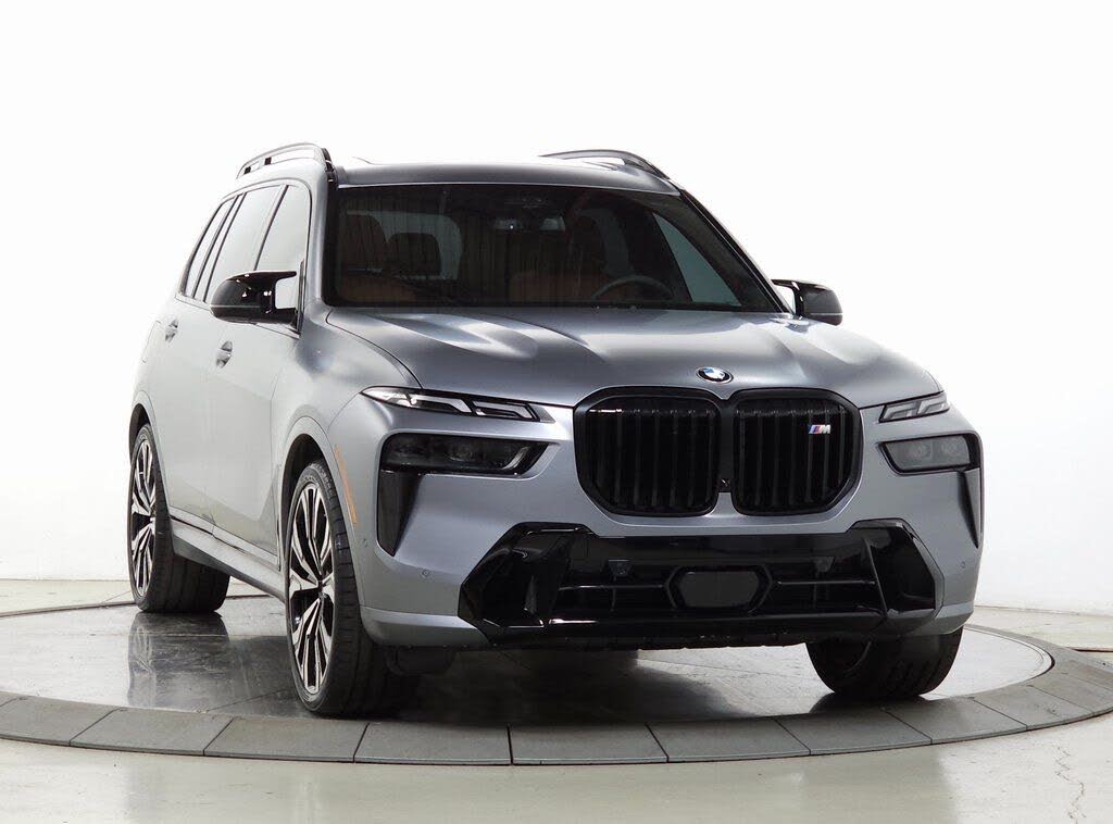 2026 BMW X7 M60i AWD