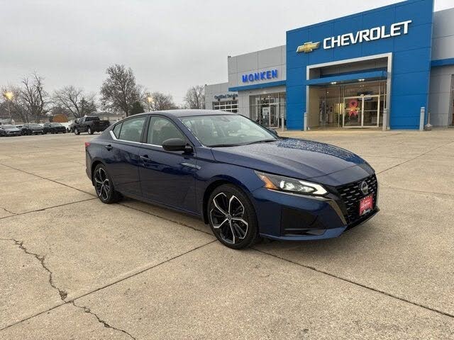 2024 Nissan Altima 2.5 SR FWD