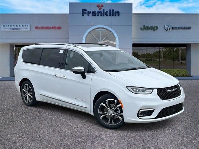 2026 Chrysler Pacifica Pinnacle FWD