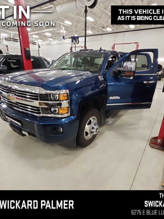 2015 Chevrolet Silverado 3500HD High Country Crew Cab 4WD