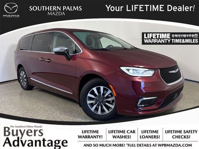 2023 Chrysler Pacifica Hybrid Limited FWD