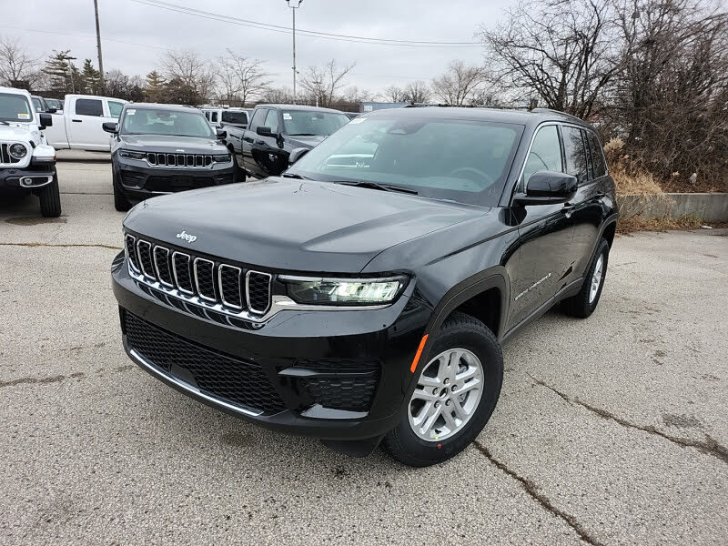 2024 Jeep Grand Cherokee Laredo 4WD