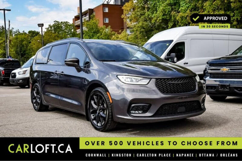 Chrysler Pacifica Limited FWD 2022