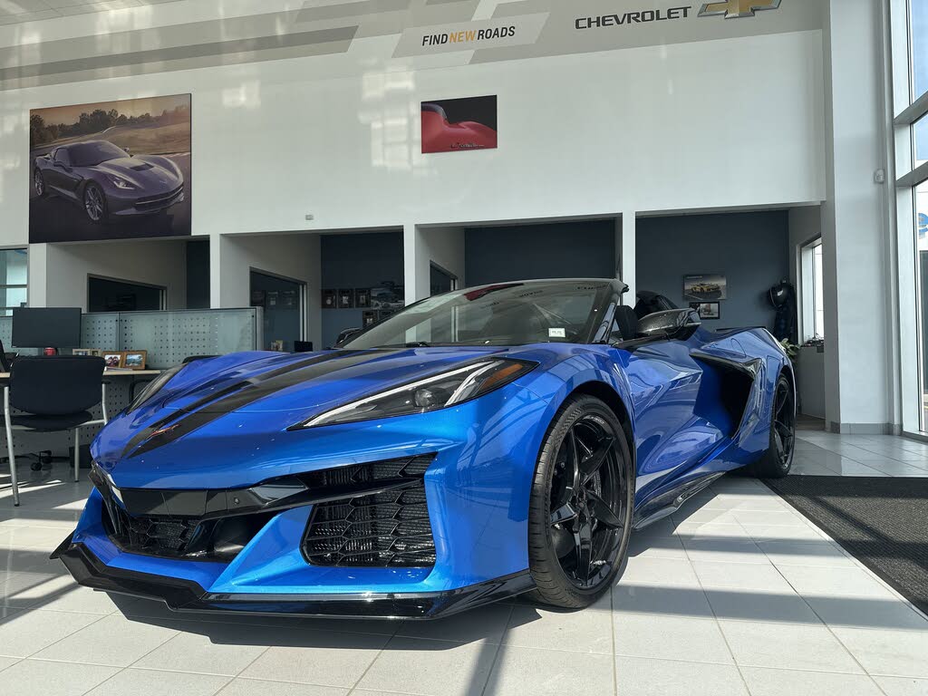 2025 Chevrolet Corvette E-Ray Convertible AWD with 3LZ