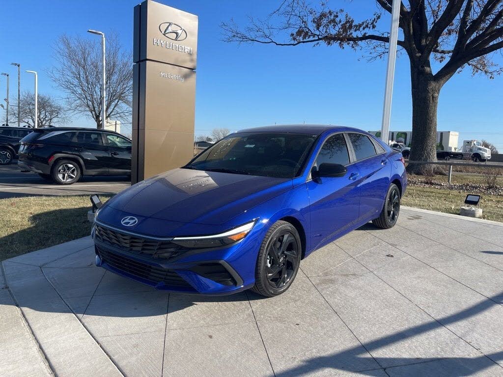 2026 Hyundai Elantra SEL Sport FWD