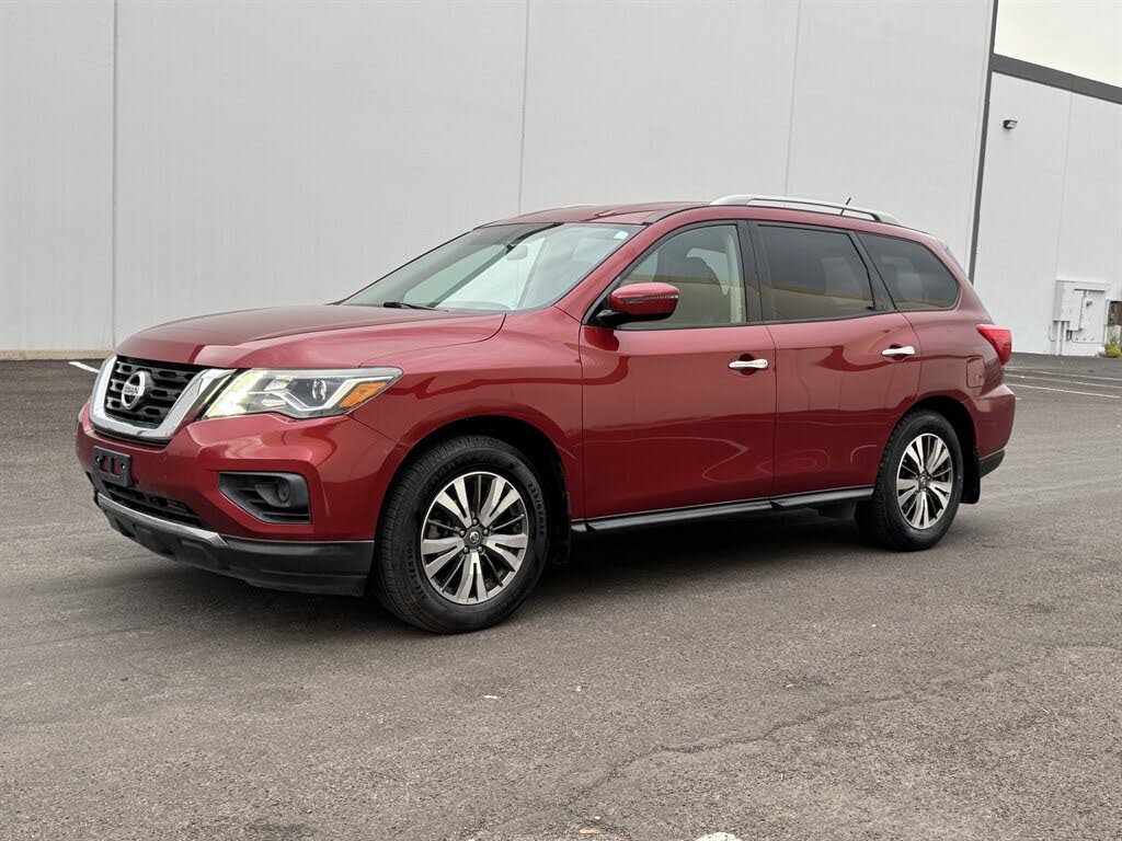 2017 Nissan Pathfinder S