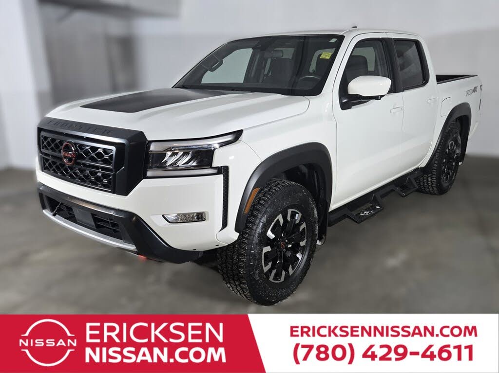 2023 Nissan Frontier PRO-4X Crew Cab 4WD