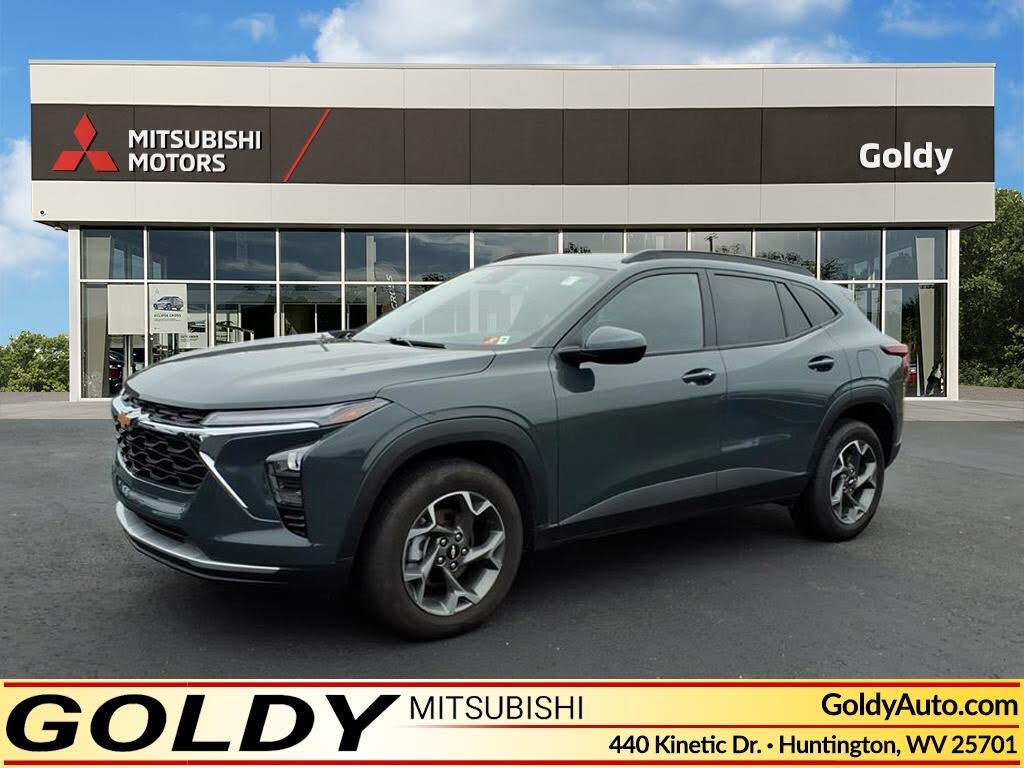 2025 Chevrolet Trax LT FWD