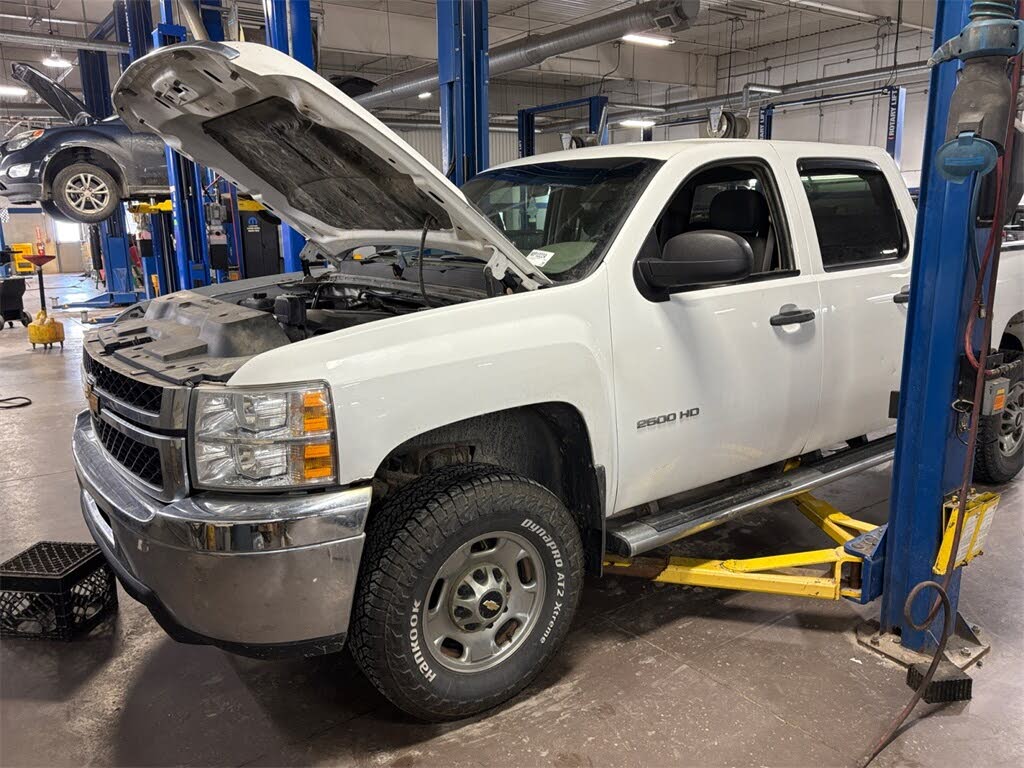2013 Chevrolet Silverado 2500HD Work Truck Crew Cab 4WD