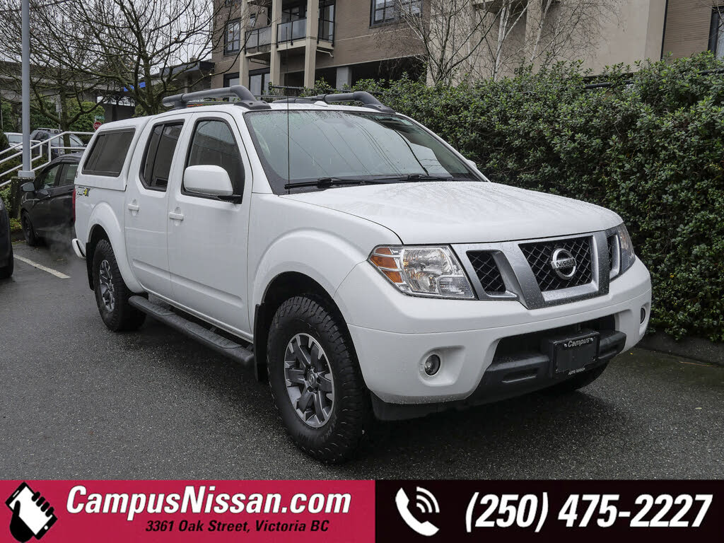 2017 Nissan Frontier PRO-4X Crew Cab 4WD