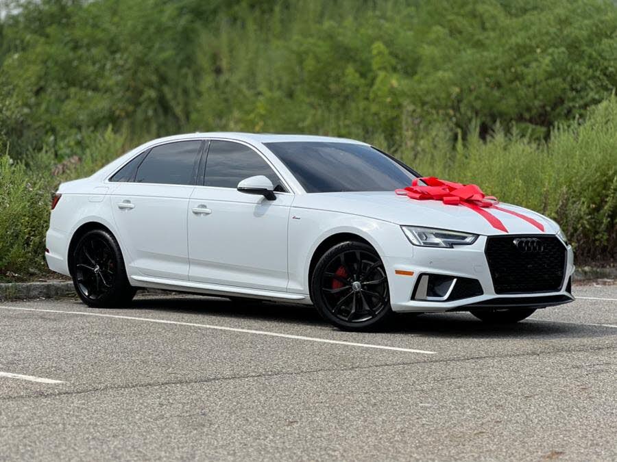 2019 Audi A4 quattro Premium Plus 45 TFSI