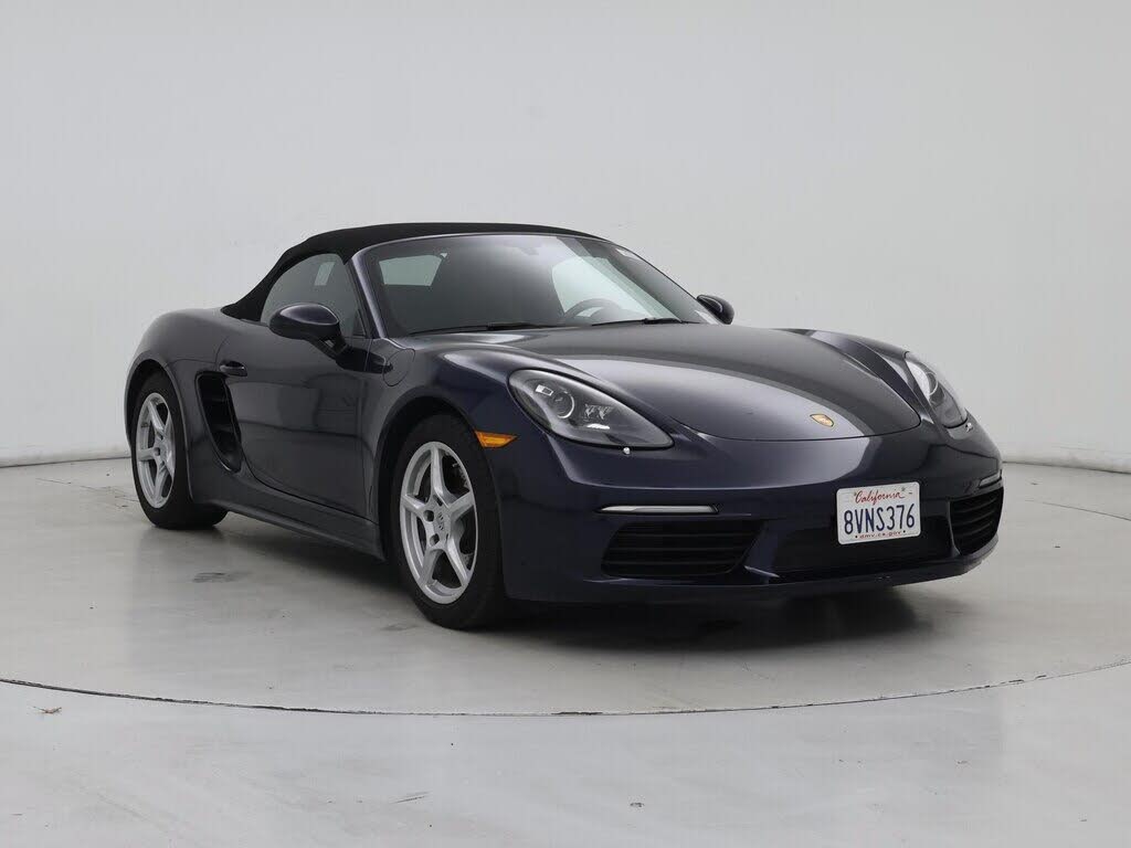 2021 Porsche 718 Boxster