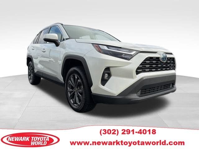 2022 Toyota RAV4 Hybrid XLE Premium AWD