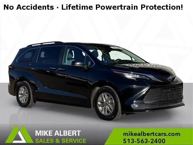 2022 Toyota Sienna XLE 7-Passenger AWD