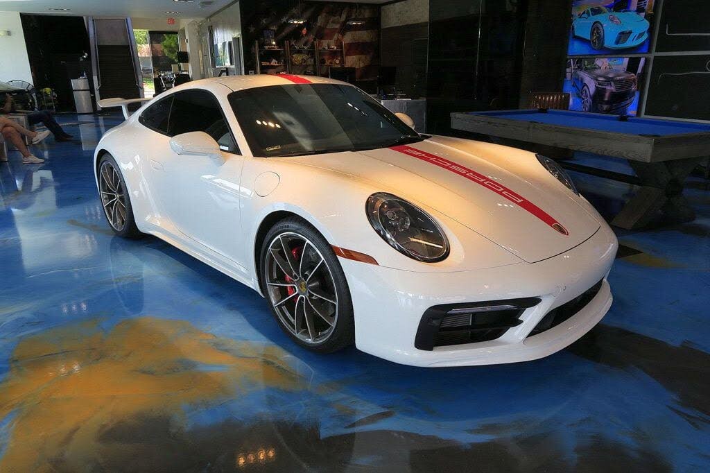 2024 Porsche 911 Carrera S Coupe RWD