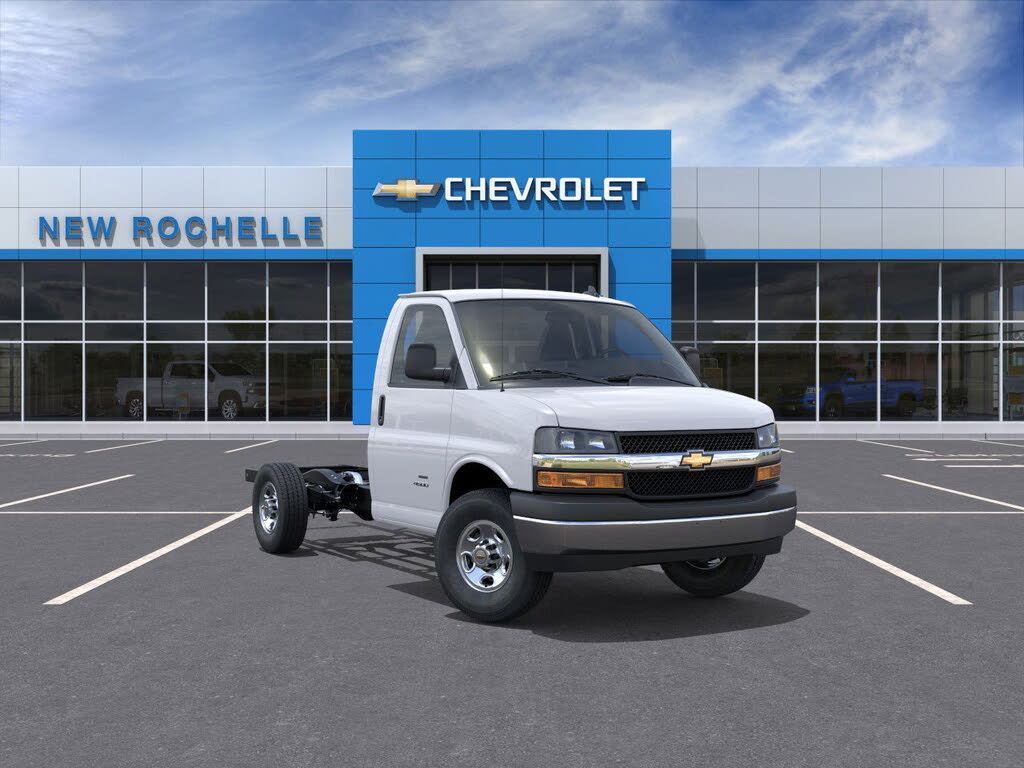 2025 Chevrolet Express Chassis 3500 Cutaway 139