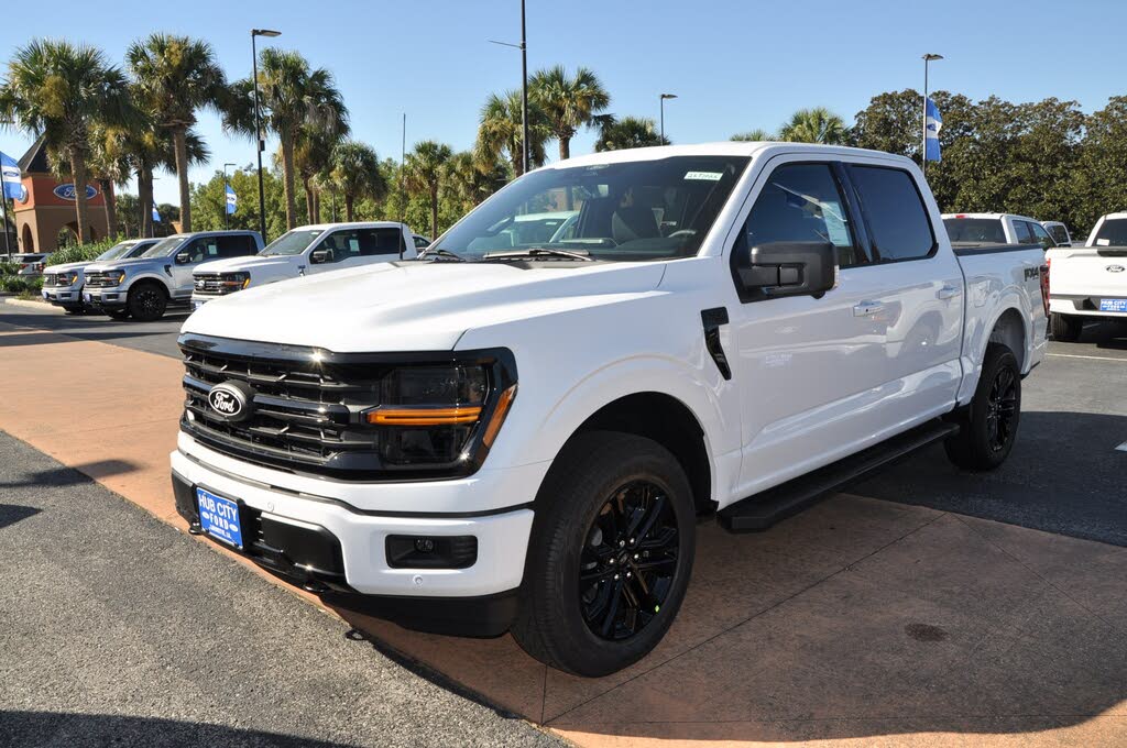 2025 Ford F-150 XLT SuperCrew 4WD