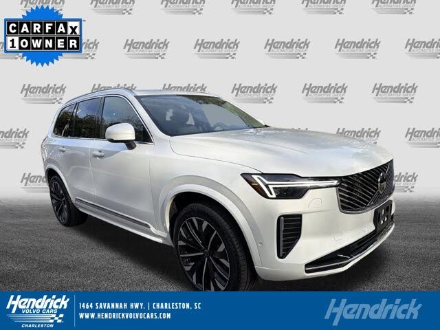 2025 Volvo XC90 B6 Plus Bright Theme 7-Passenger AWD