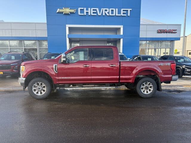 2017 Ford F-350 Super Duty Lariat Crew Cab 4WD