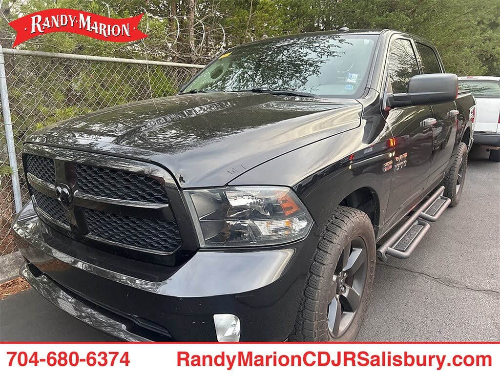 2017 RAM 1500 Express Crew Cab 4WD