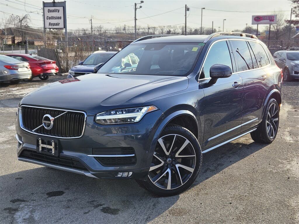2019 Volvo XC90 T6 Momentum AWD