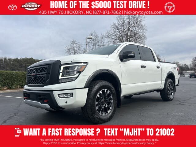 2022 Nissan Titan PRO-4X Crew Cab 4WD