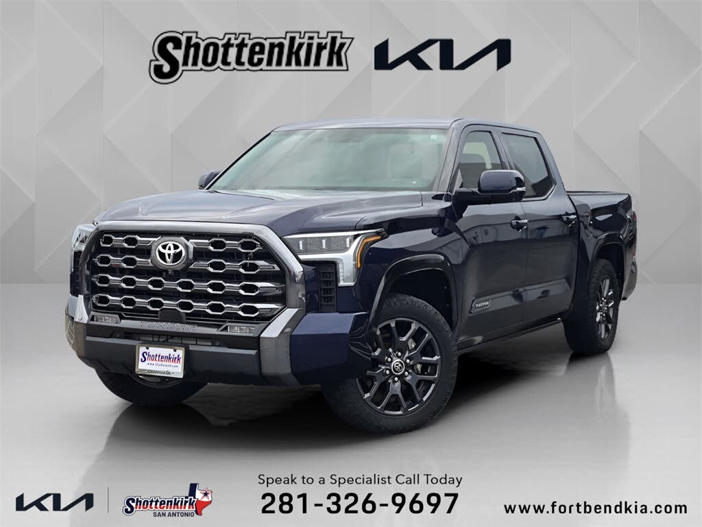 2022 Toyota Tundra Platinum CrewMax Cab 4WD
