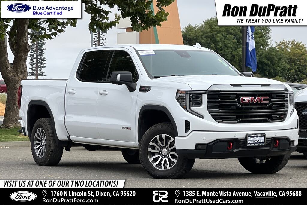 2023 GMC Sierra 1500 AT4 Crew Cab 4WD