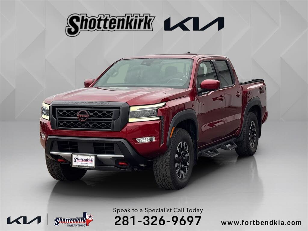 2023 Nissan Frontier PRO-4X Crew Cab 4WD