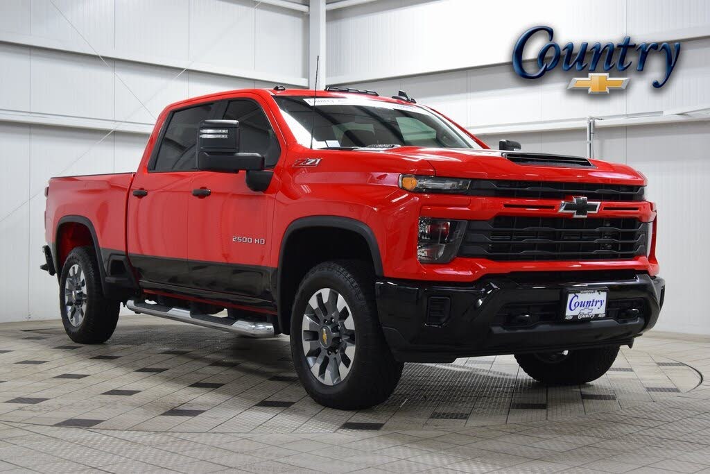 2024 Chevrolet Silverado 2500HD Custom Crew Cab 4WD