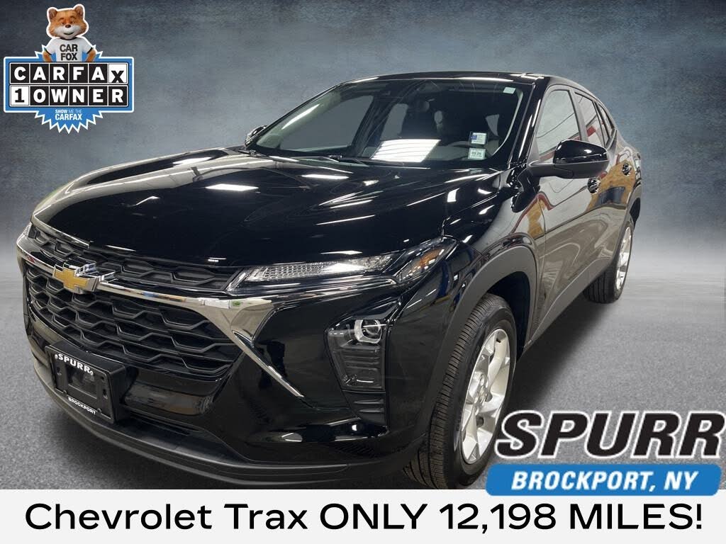 2024 Chevrolet Trax LS FWD