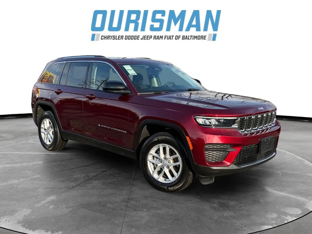 2024 Jeep Grand Cherokee Laredo 4WD