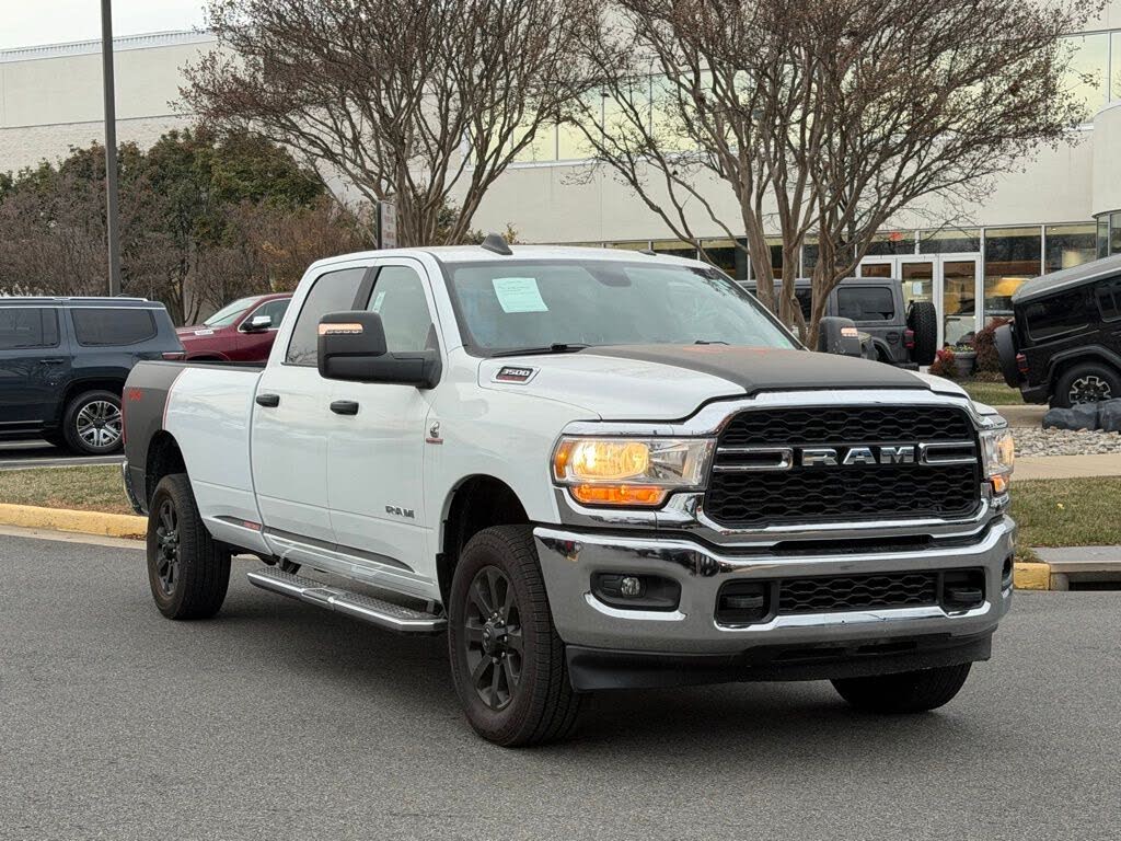 2024 RAM 3500 Big Horn Crew Cab LB 4WD