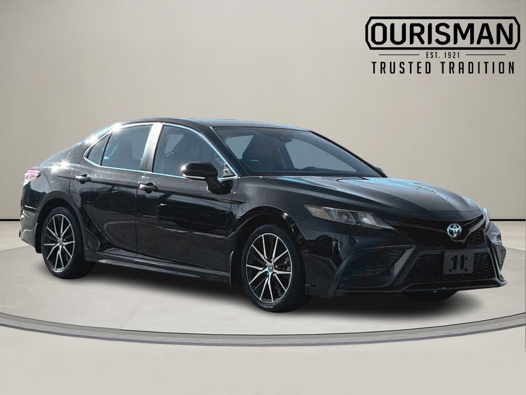 2024 Toyota Camry SE AWD