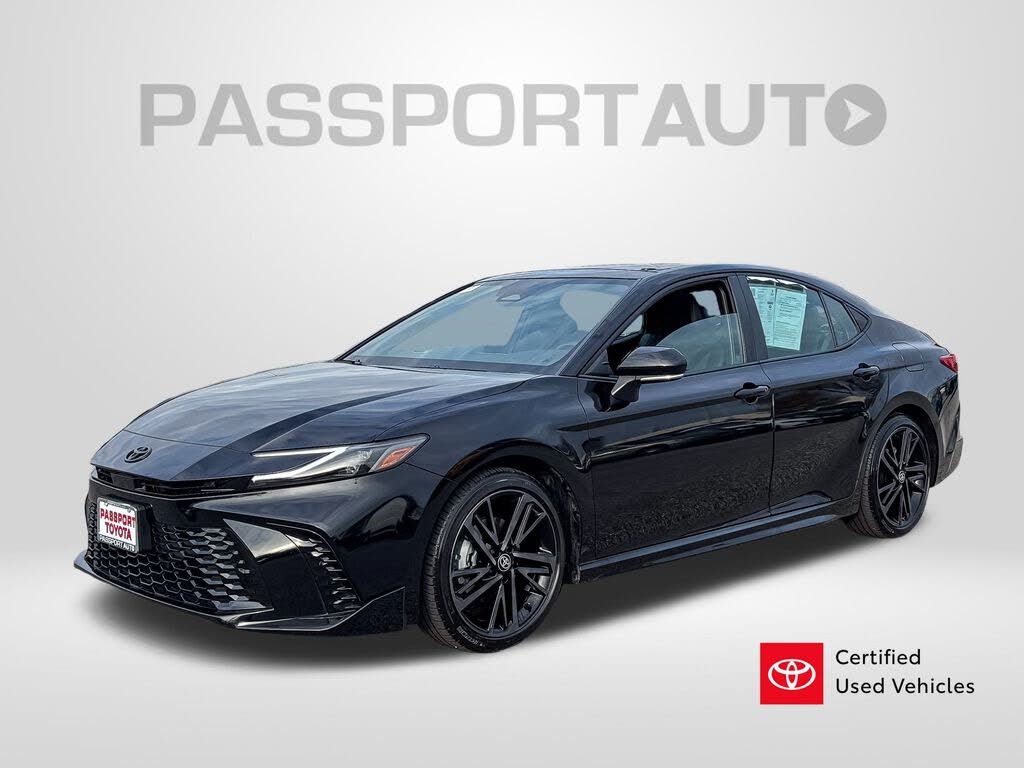 2025 Toyota Camry XSE FWD