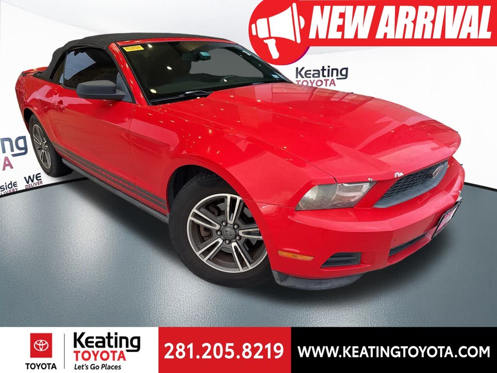 2012 Ford Mustang V6 Convertible RWD