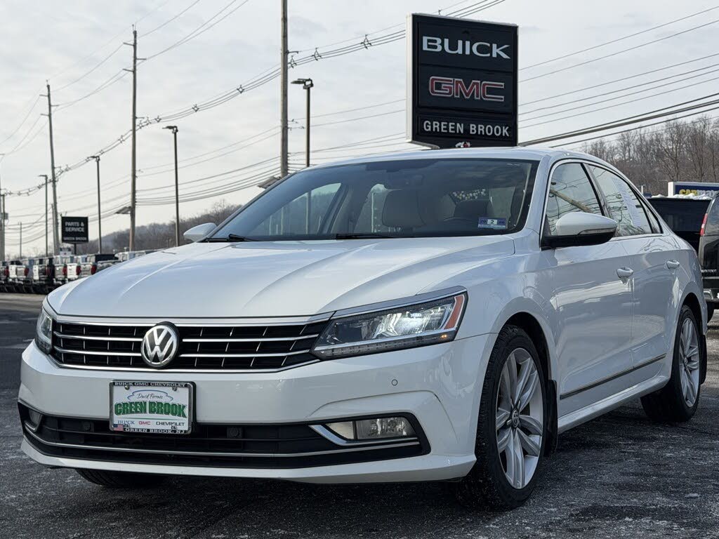 2017 Volkswagen Passat 1.8T SE