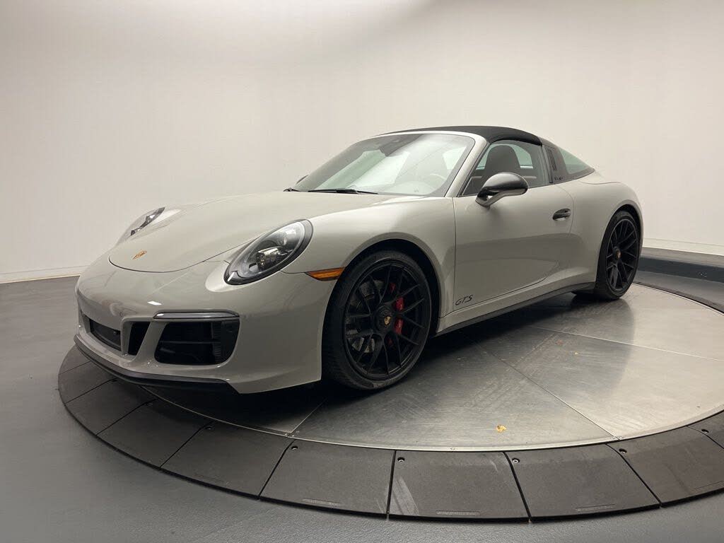 2019 Porsche 911 Targa 4 GTS Cabriolet AWD