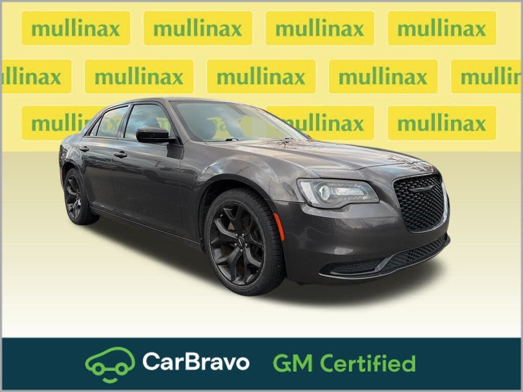 2022 Chrysler 300 Touring RWD