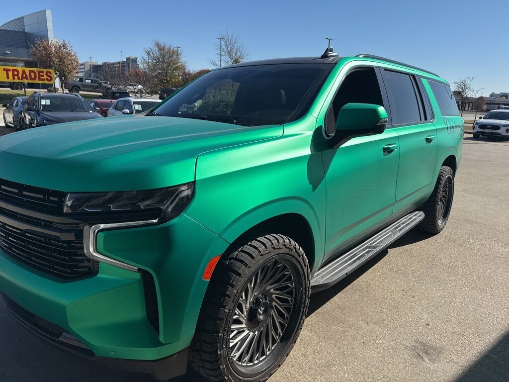 2023 Chevrolet Suburban RST 4WD